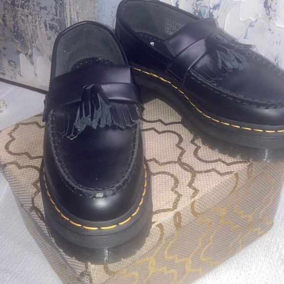 NEW  Women’s Dr. Martens Adrian Quad Platform Black Loafers with Tassels - Picture 16 of 16